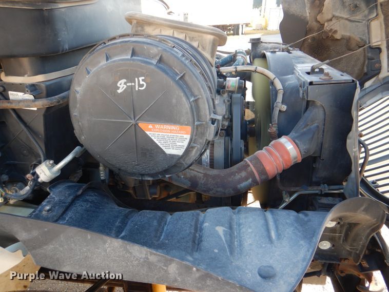 image for item DG1847 2007 International 4300  digger derrick truck