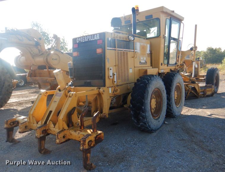 image for item DG1858 1995 Caterpillar 140H  VHP motor grader