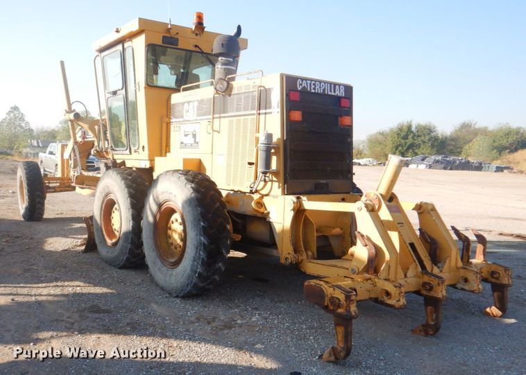 image for item DG1858 1995 Caterpillar 140H  VHP motor grader