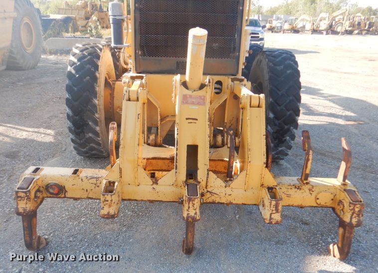 image for item DG1858 1995 Caterpillar 140H  VHP motor grader