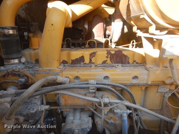 image for item DG1858 1995 Caterpillar 140H  VHP motor grader
