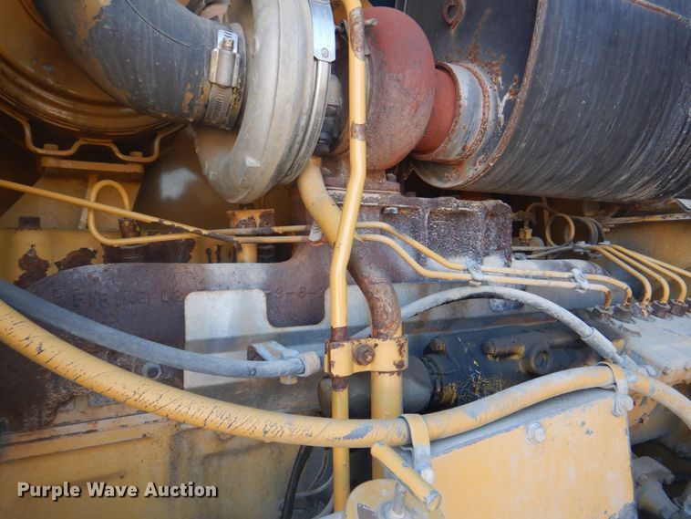 image for item DG1858 1995 Caterpillar 140H  VHP motor grader