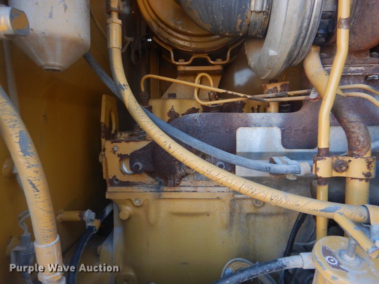 image for item DG1858 1995 Caterpillar 140H  VHP motor grader