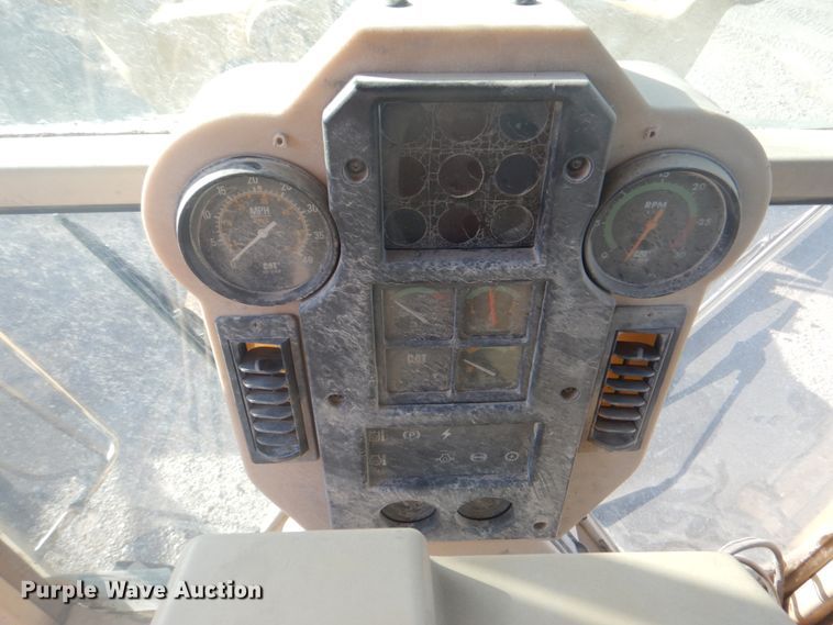 image for item DG1858 1995 Caterpillar 140H  VHP motor grader