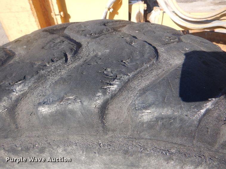 image for item DG1858 1995 Caterpillar 140H  VHP motor grader