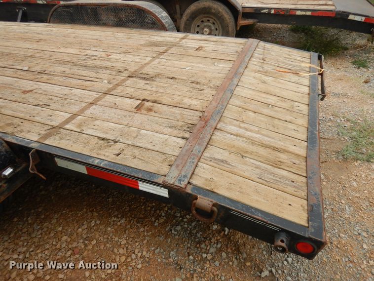 image for item DH7285 2014 PJ Trailers  equipment trailer