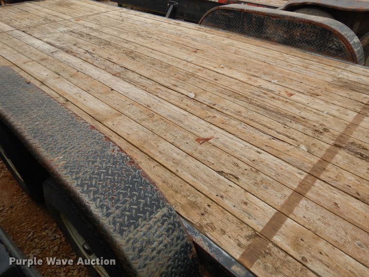 image for item DH7285 2014 PJ Trailers  equipment trailer