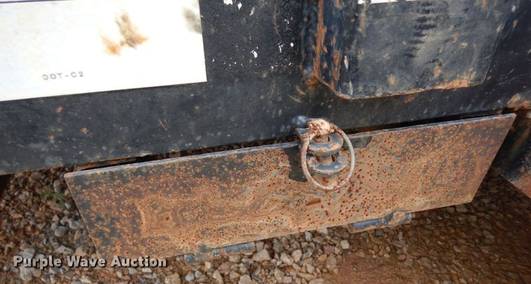 image for item DH7285 2014 PJ Trailers  equipment trailer