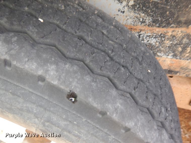 image for item DH7285 2014 PJ Trailers  equipment trailer