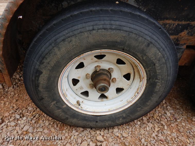 image for item DH7285 2014 PJ Trailers  equipment trailer