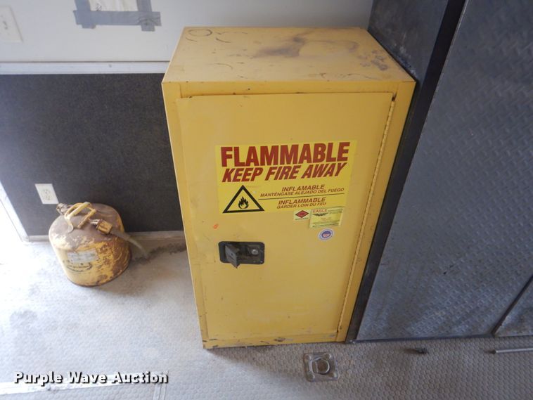 image for item DH7286 2014 Forest River  enclosed cargo trailer