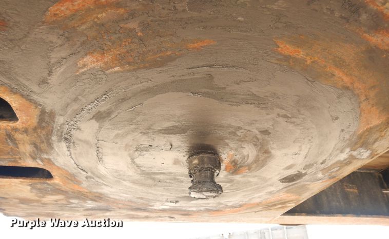 image for item DH7291 2006 Transcraft  drop deck trailer