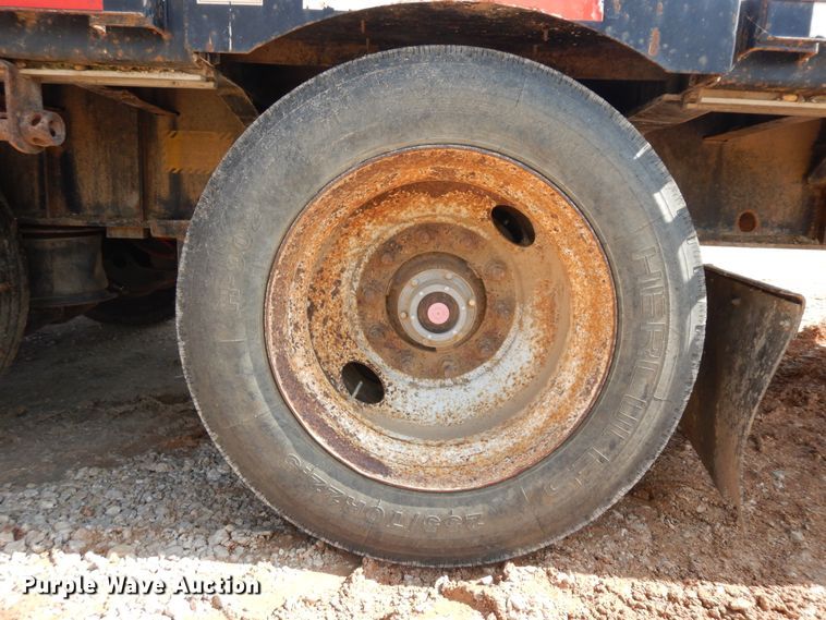 image for item DH7291 2006 Transcraft  drop deck trailer