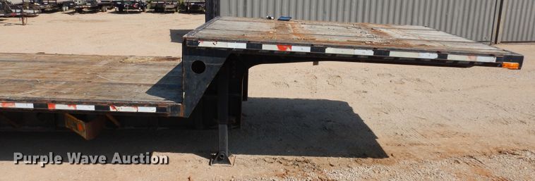 image for item DH7292 2003 Transcraft  drop deck trailer