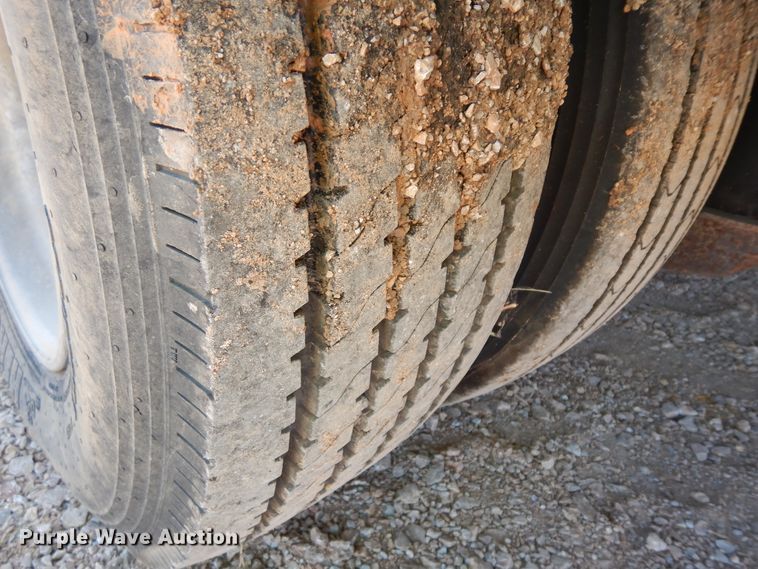 image for item DH7292 2003 Transcraft  drop deck trailer