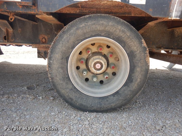 image for item DH7292 2003 Transcraft  drop deck trailer