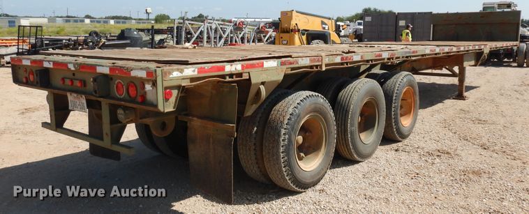 image for item DH7293 1986 M113A2 flatbed trailer