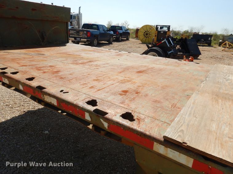 image for item DH7293 1986 M113A2 flatbed trailer