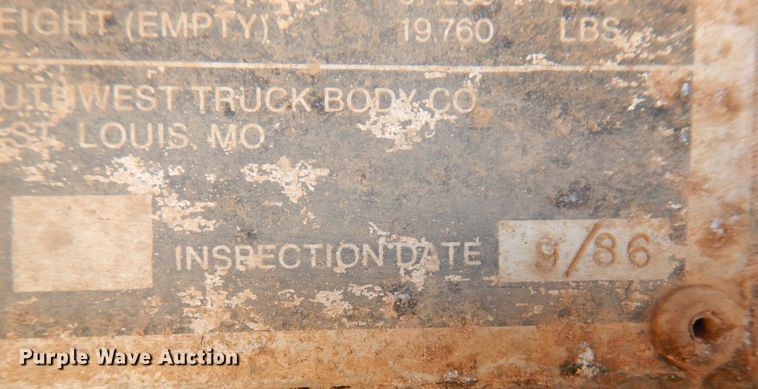 image for item DH7293 1986 M113A2 flatbed trailer