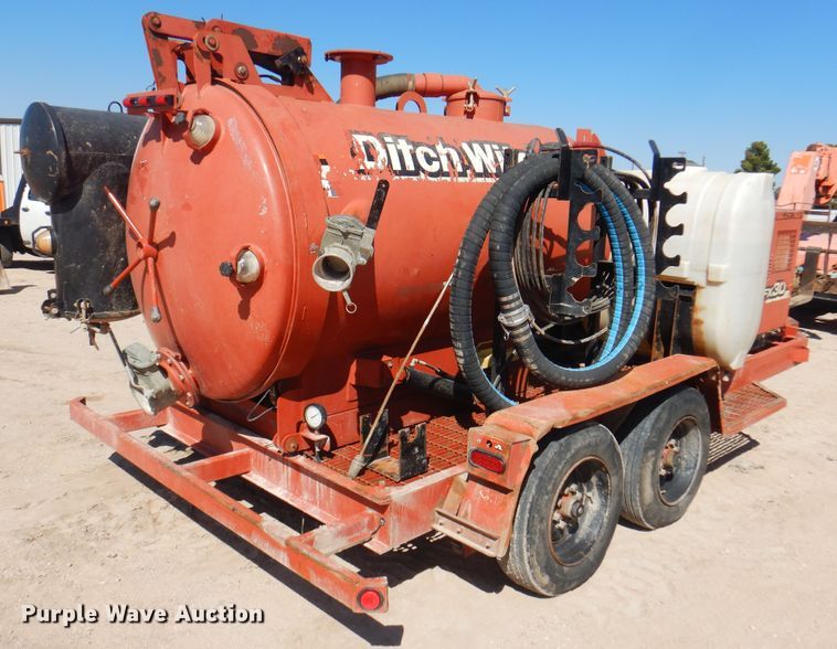 image for item DI5335 2010 Ditch Witch FX30  vacuum excavator