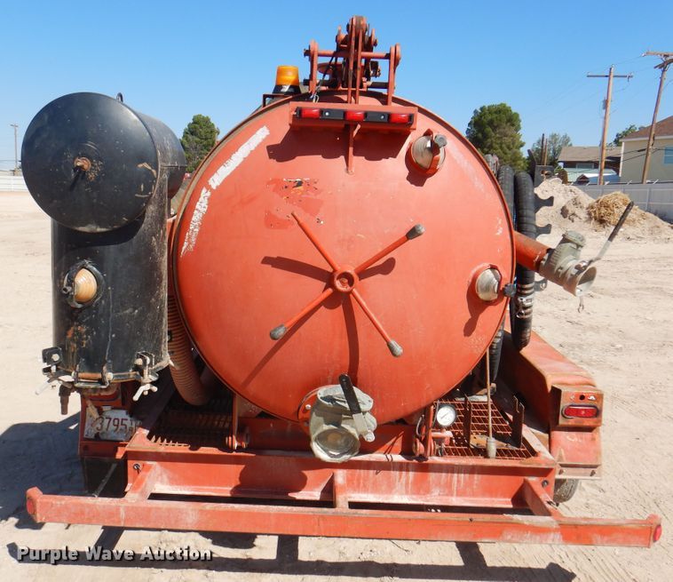 image for item DI5335 2010 Ditch Witch FX30  vacuum excavator