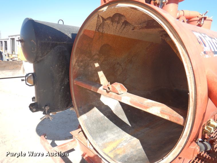 image for item DI5335 2010 Ditch Witch FX30  vacuum excavator