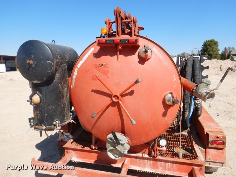 image for item DI5335 2010 Ditch Witch FX30  vacuum excavator