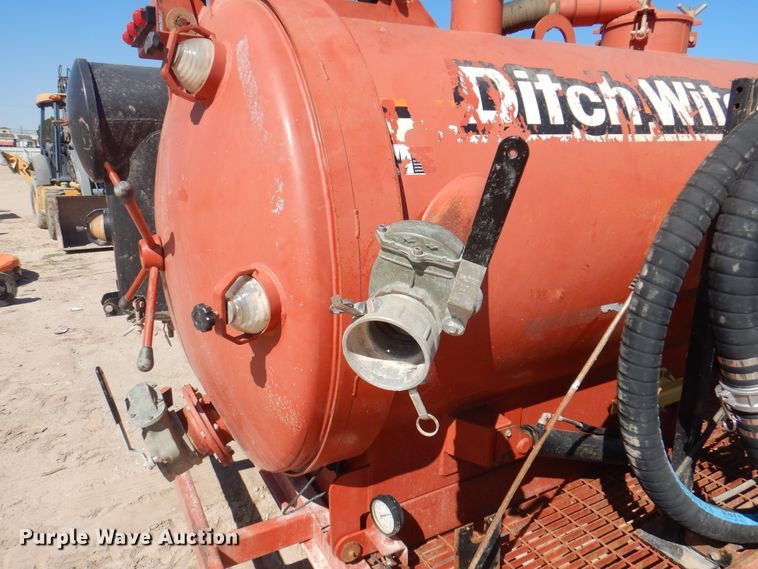 image for item DI5335 2010 Ditch Witch FX30  vacuum excavator