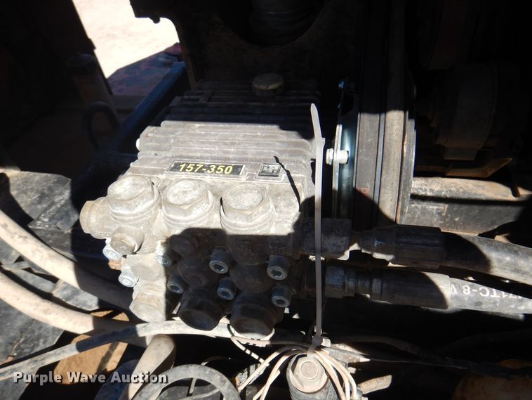 image for item DI5335 2010 Ditch Witch FX30  vacuum excavator