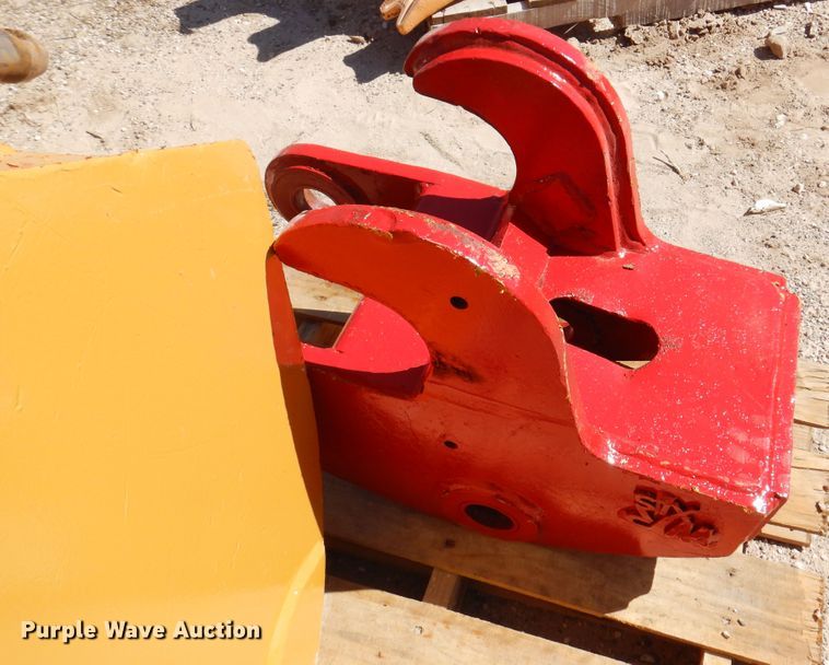 image for item DI5341 24"W backhoe bucket