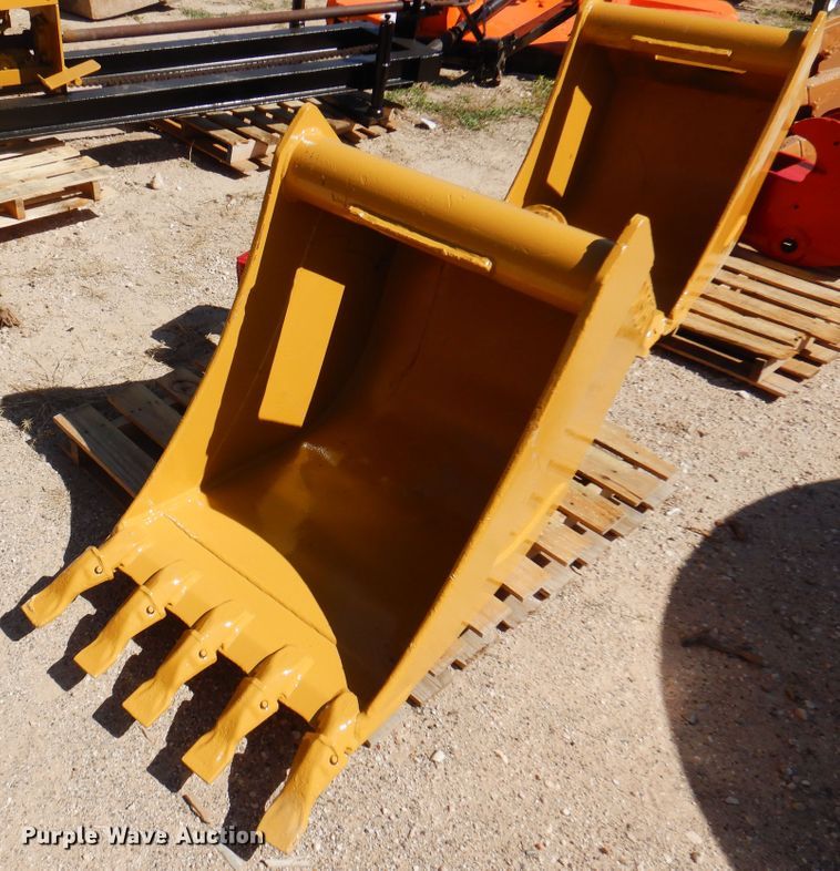 image for item DI5342 24"W backhoe bucket
