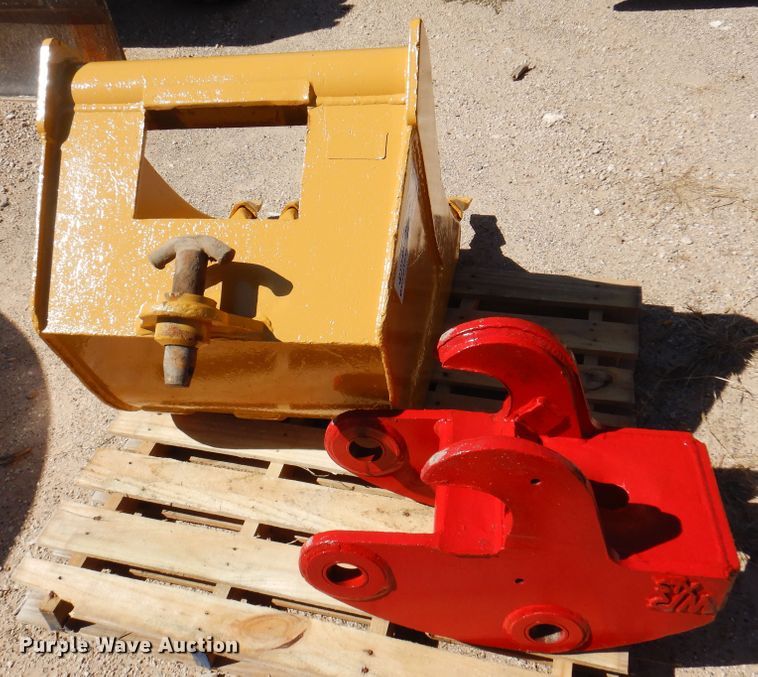 image for item DI5342 24"W backhoe bucket