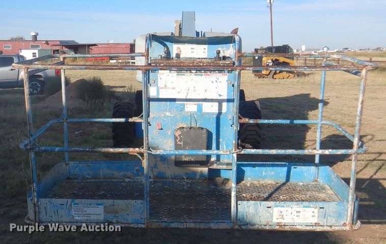 image for item DI5354 2011 Genie S-60X  boom lift