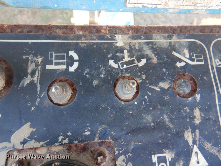 image for item DI5354 2011 Genie S-60X  boom lift