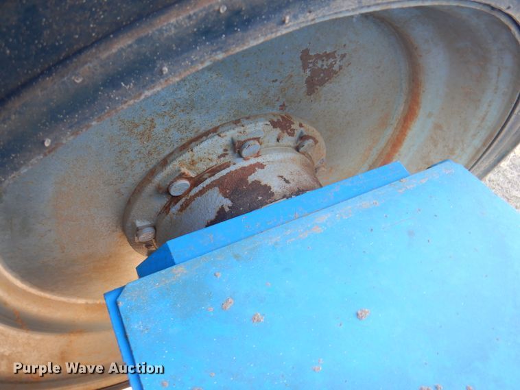 image for item DI5354 2011 Genie S-60X  boom lift