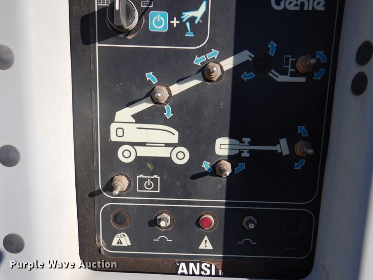 image for item DI5354 2011 Genie S-60X  boom lift