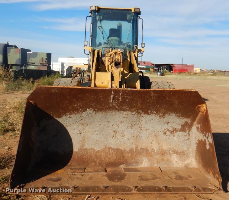 image for item DI5358 2004 Caterpillar 938G  wheel loader