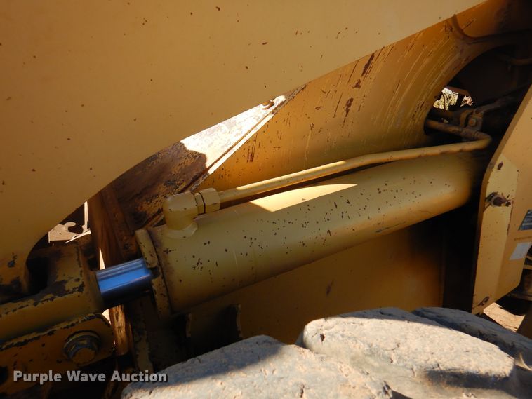 image for item DI5358 2004 Caterpillar 938G  wheel loader