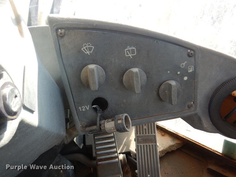 image for item DI5358 2004 Caterpillar 938G  wheel loader