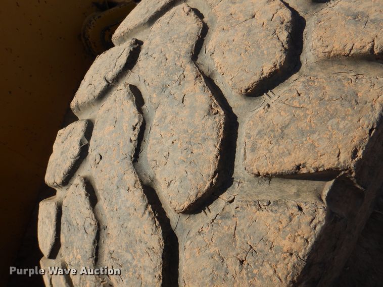 image for item DI5358 2004 Caterpillar 938G  wheel loader