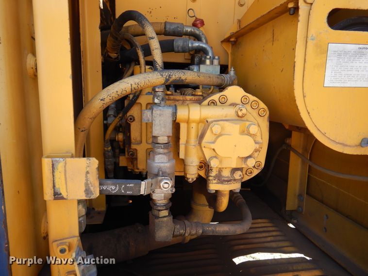 image for item DI5372 Komatsu PC200LC-5L  excavator