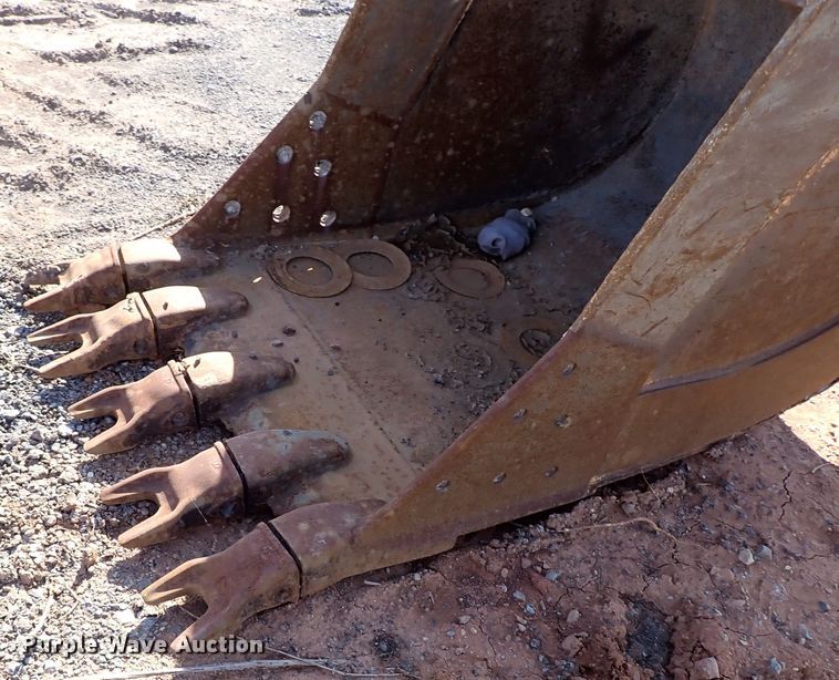 image for item DI5750 John Deere AJ339098   excavator bucket