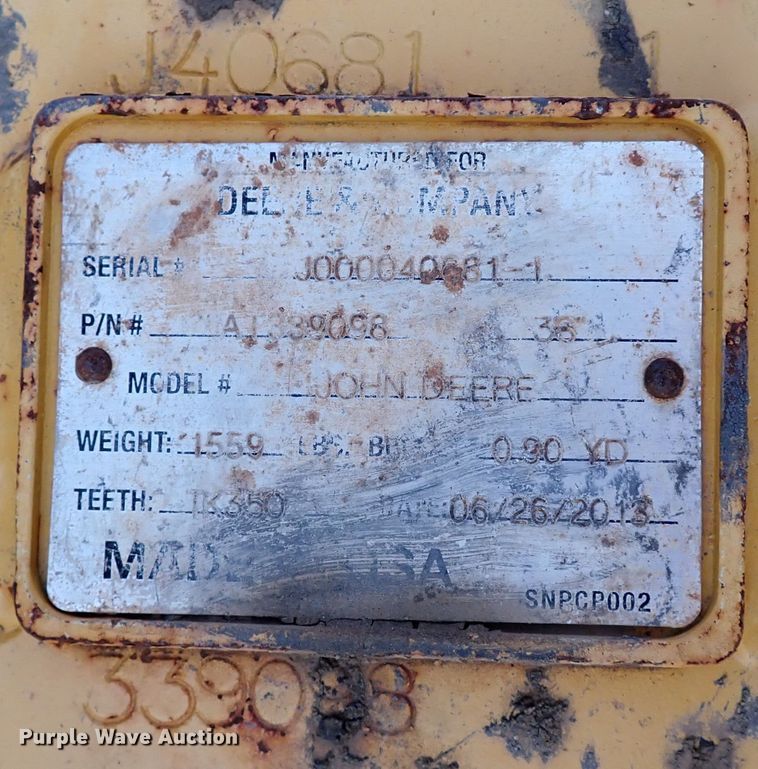 image for item DI5750 John Deere AJ339098   excavator bucket