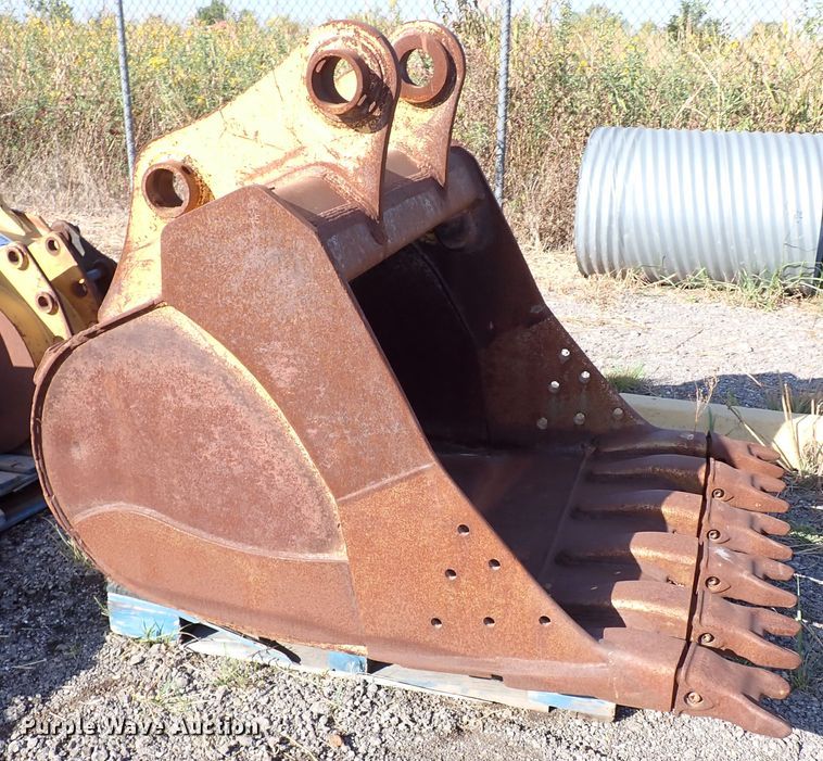 image for item DI5751 John Deere  excavator bucket