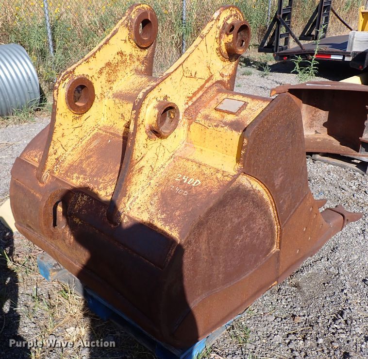 image for item DI5751 John Deere  excavator bucket