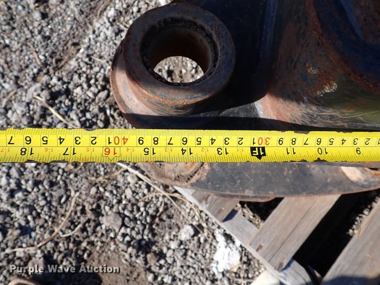 image for item DI5752 Caterpillar  24"W excavator bucket