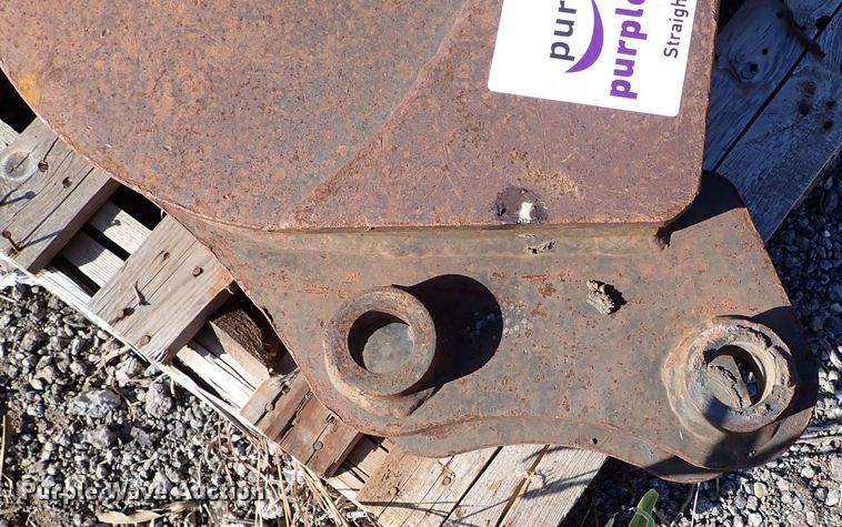 image for item DI5753 12"W excavator bucket