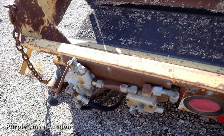 image for item DI5755 Tailgate spreader