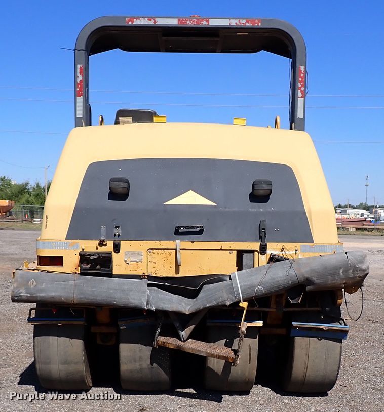 image for item DI5756 2001 Caterpillar PS-360B  pneumatic roller