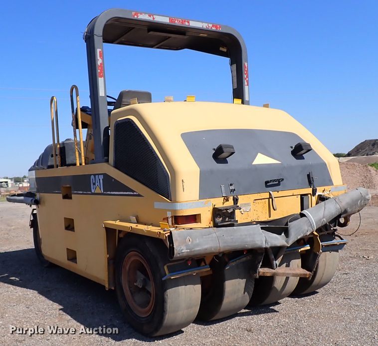 image for item DI5756 2001 Caterpillar PS-360B  pneumatic roller